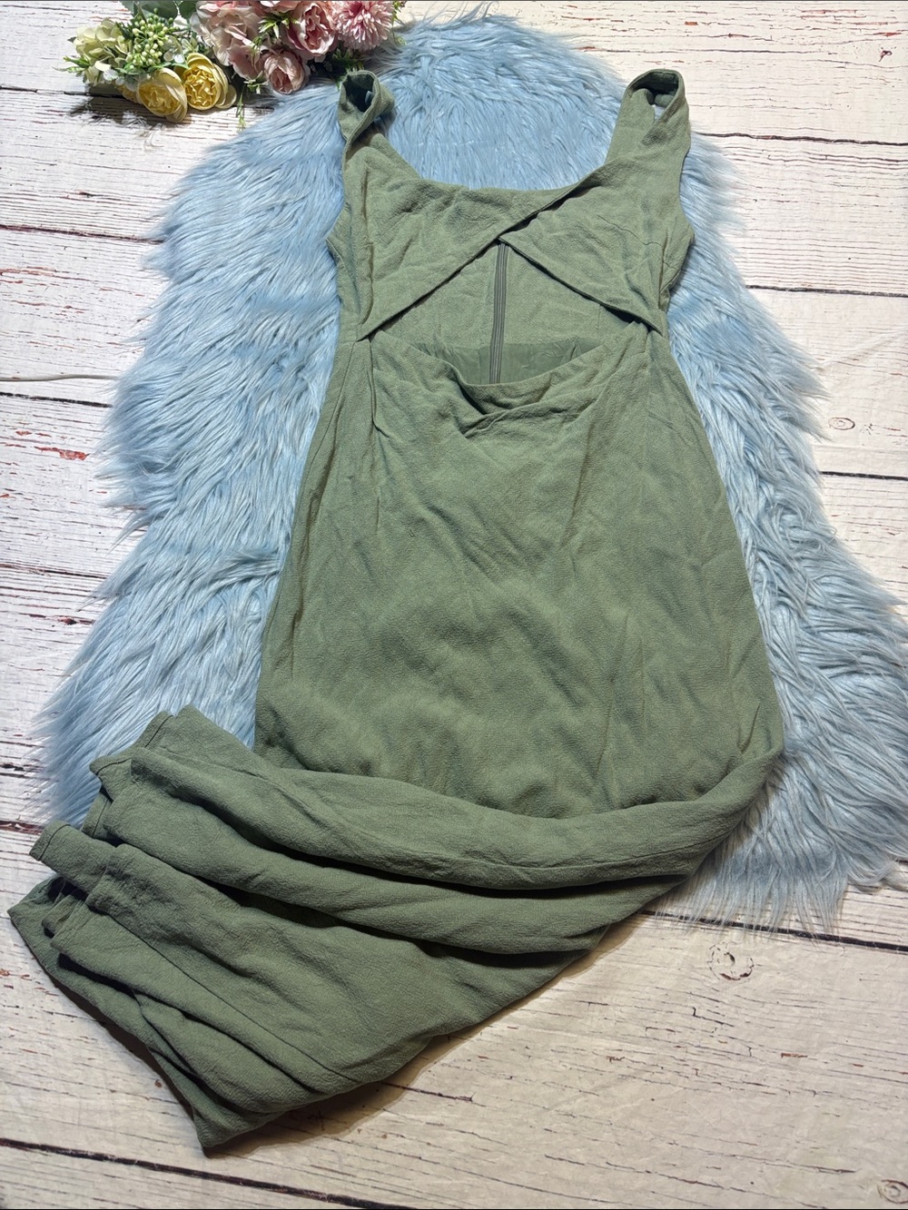 Petal & Pup Olive Apollo Cut Out Tank Midi Linen Blend Dress sz 4